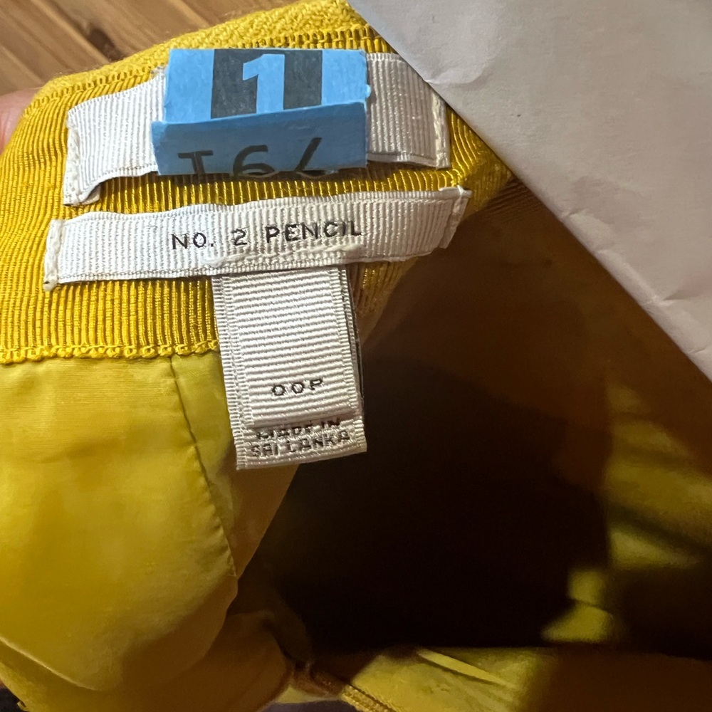 J. Crew Elegant Yellow Pencil Skirt 00P Donate - Picture 7 of 15